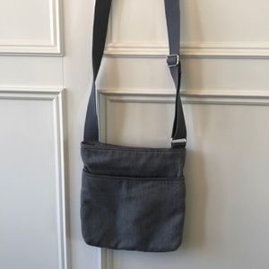 Thirty One crossbody bag